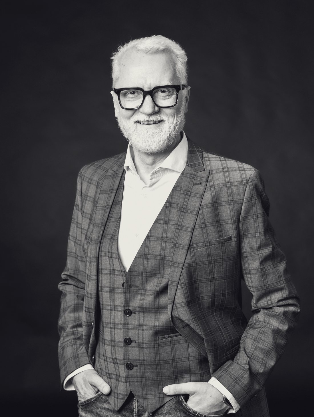 Stefan Schweizer, Porträt in Schwarzweiß